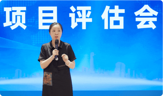 抓好項(xiàng)目開(kāi)發(fā)先手棋，夯實(shí)項(xiàng)目落地硬支撐！9月上旬，集團(tuán)共33個(gè)優(yōu)質(zhì)投資選址項(xiàng)目通過(guò)評(píng)估